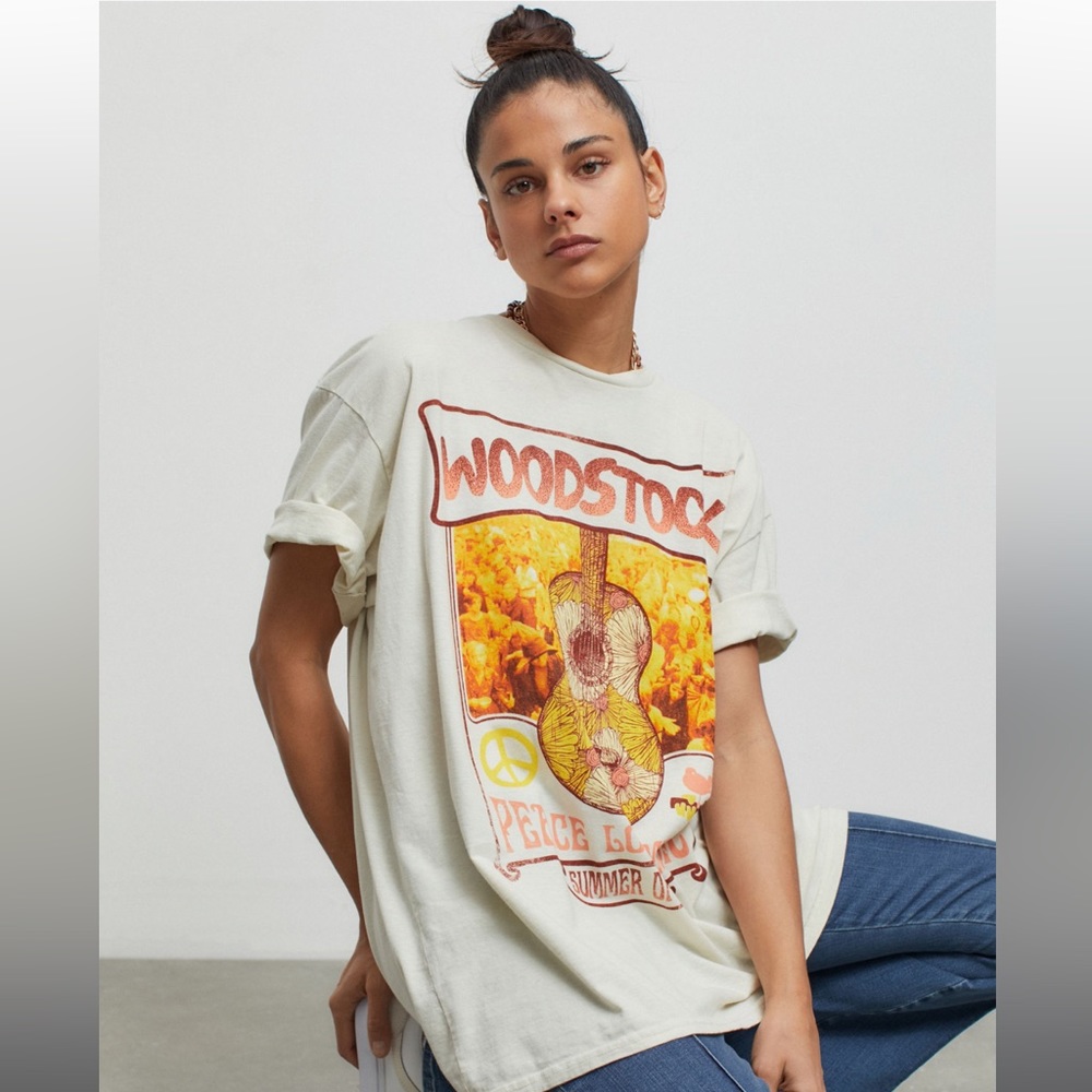UO Woodstock Graphic Tee O/S